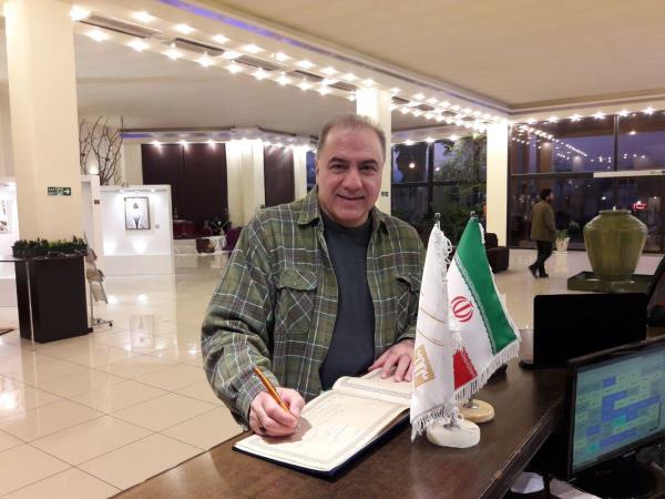 فرهاد قائمیان(بازیگر)